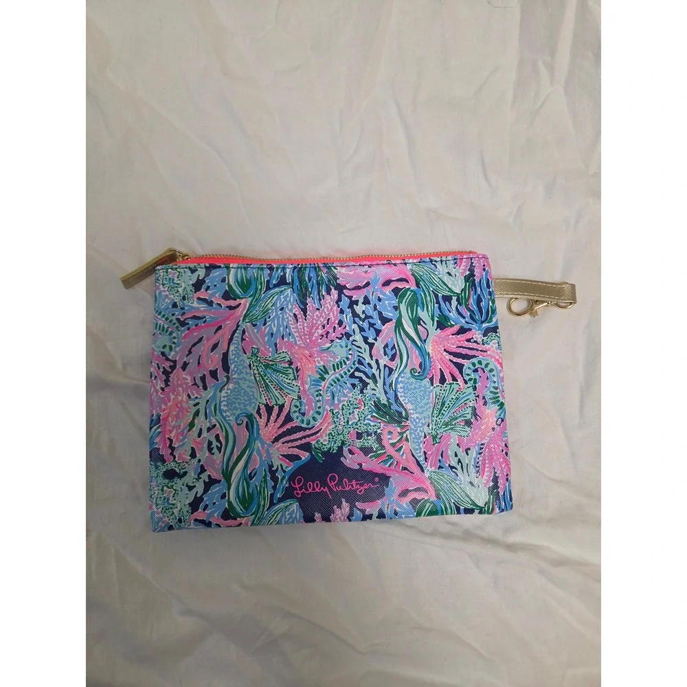 Lilly Pulitzer Seahorse Coral Print Zip Pouch Wristlet Blue Pink Gold